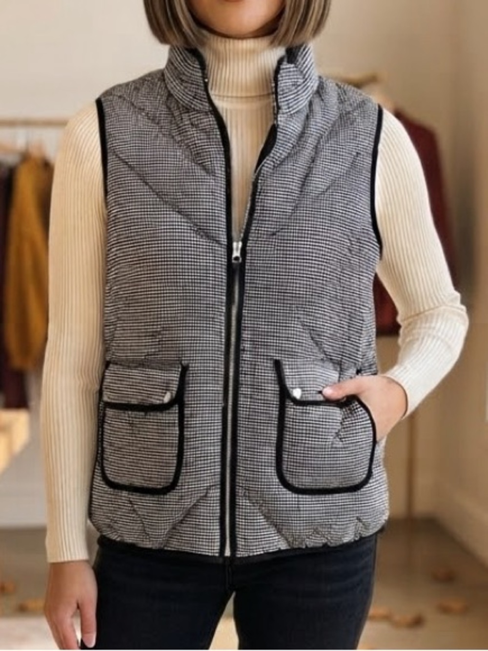 Workshop Republic Clothing Black & White Houndstooth Quilted Zip Vest